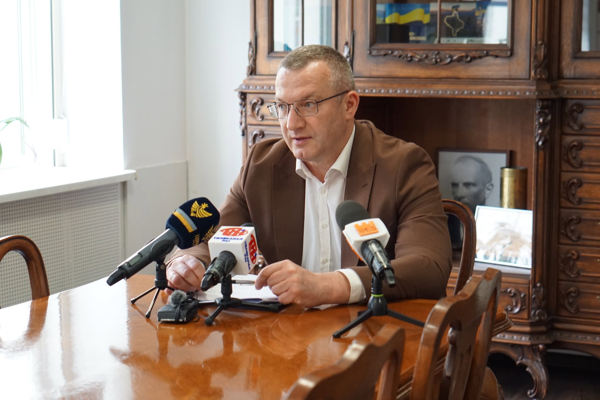 начальник Головного управління ДПС в Івано-Франківській області Віктор Яцишин